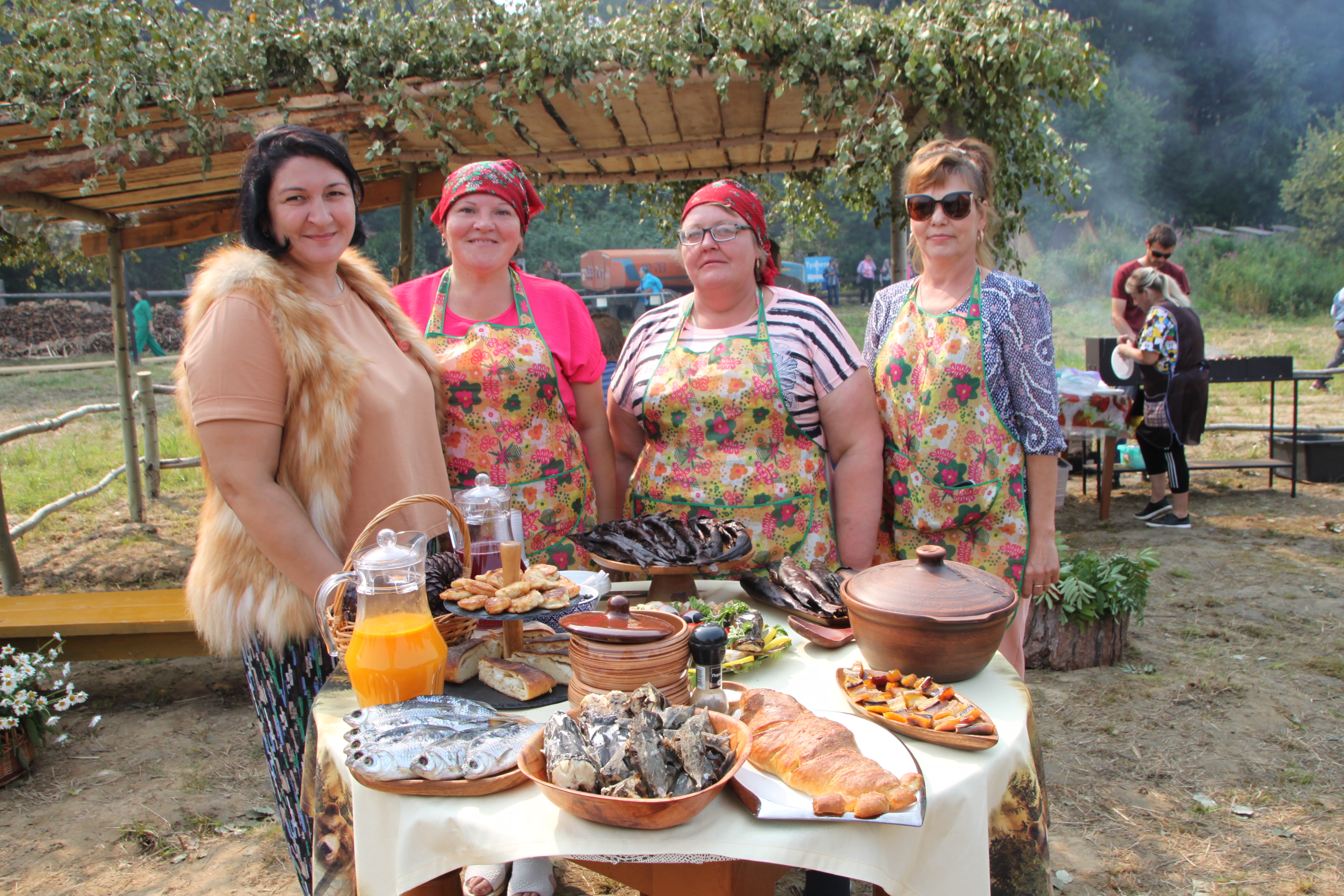 Украшение палатки на ярмарку сельских поселений. Подворья сельских поселений. Оформление подворья. Оформление подворья на празднике. Подворья сельских поселений.