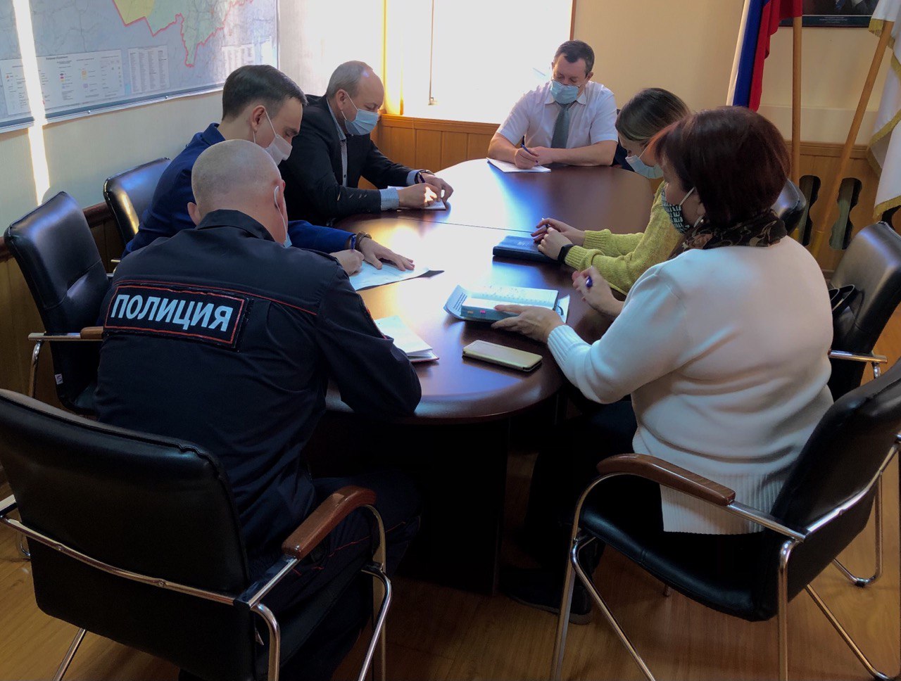 Сегодня глава района провёл заседание оперативного штаба по предупреждению распр