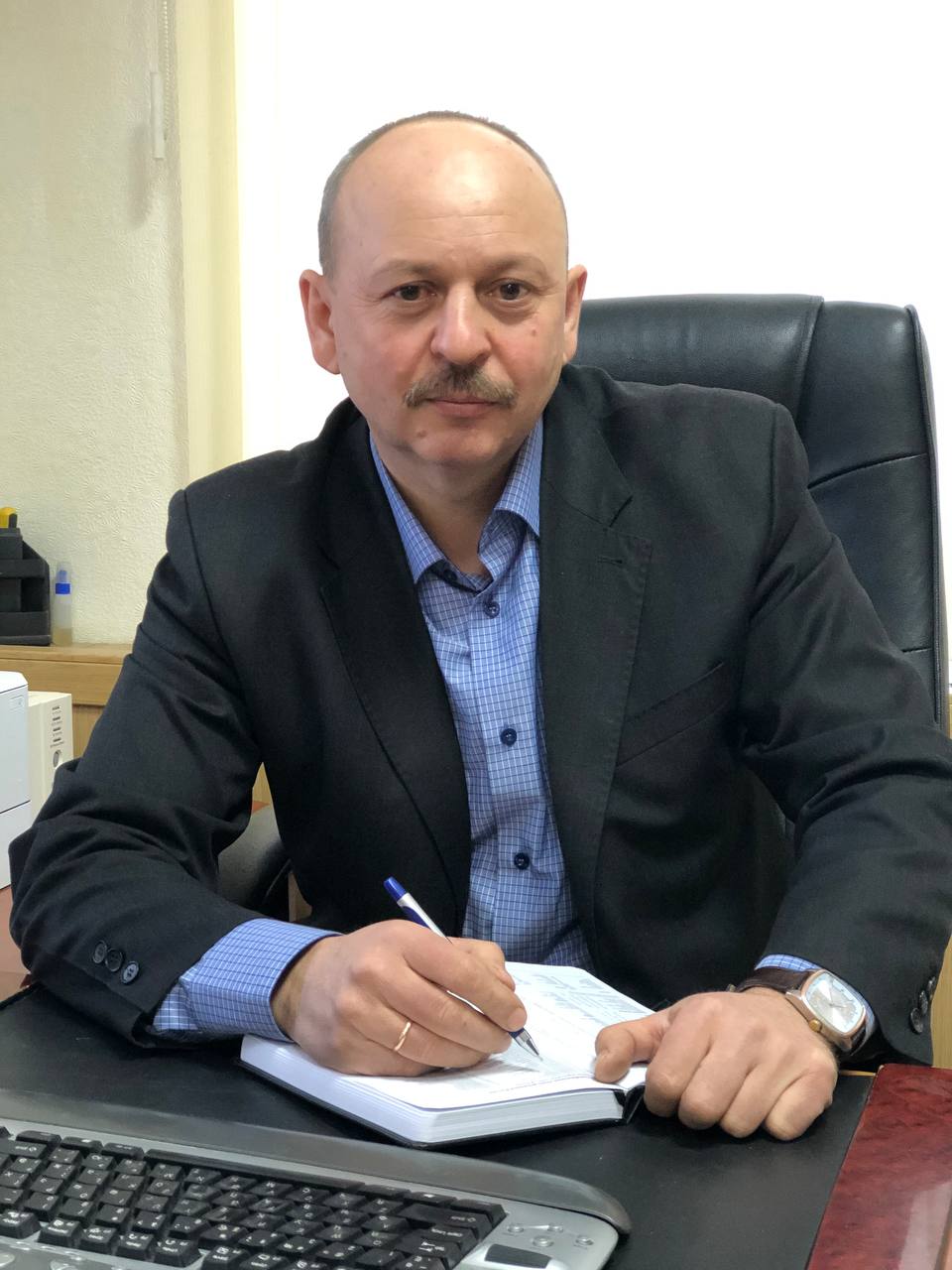 О жилищно-коммунальном хозяйстве сегодня наш разговор с заместителем главы Парабельского района по ЖКХ Игорем Андриивым.